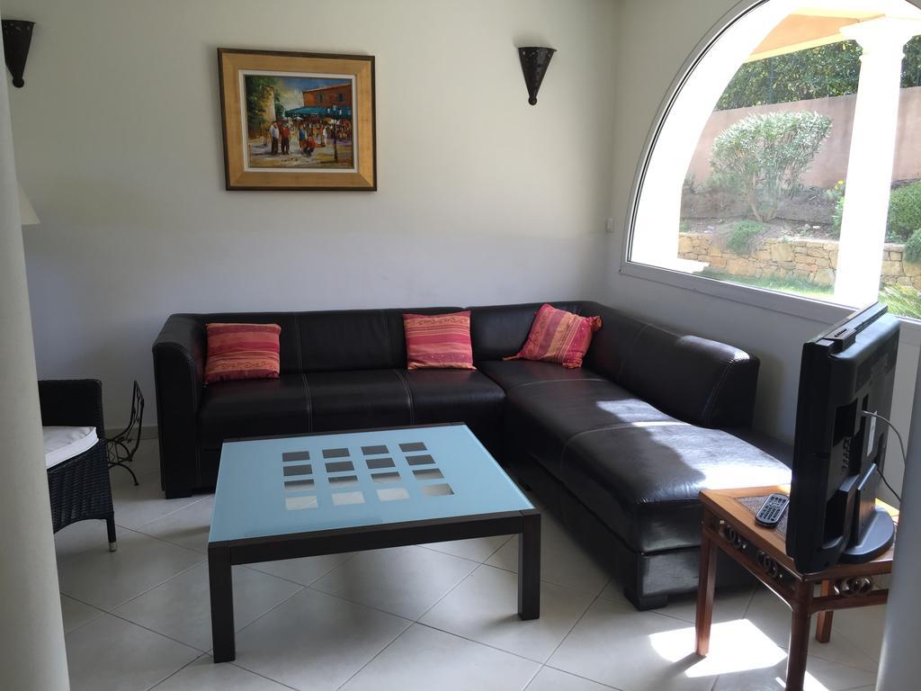 Belle Villa Dans Clos Prive - Saint Raphael Boulouris Dış mekan fotoğraf
